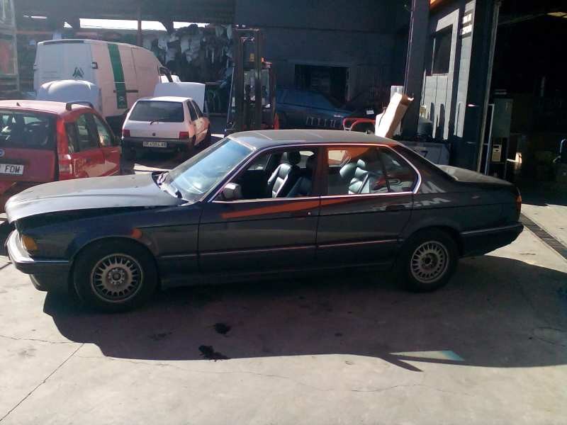 bmw serie 7 (e38) del año 1987