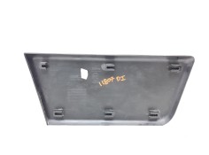 Recambio de moldura para citroen jumper kasten 30 l1h1 bluehdi 120 referencia OEM IAM 1320251070 107095390E FT9301404 2