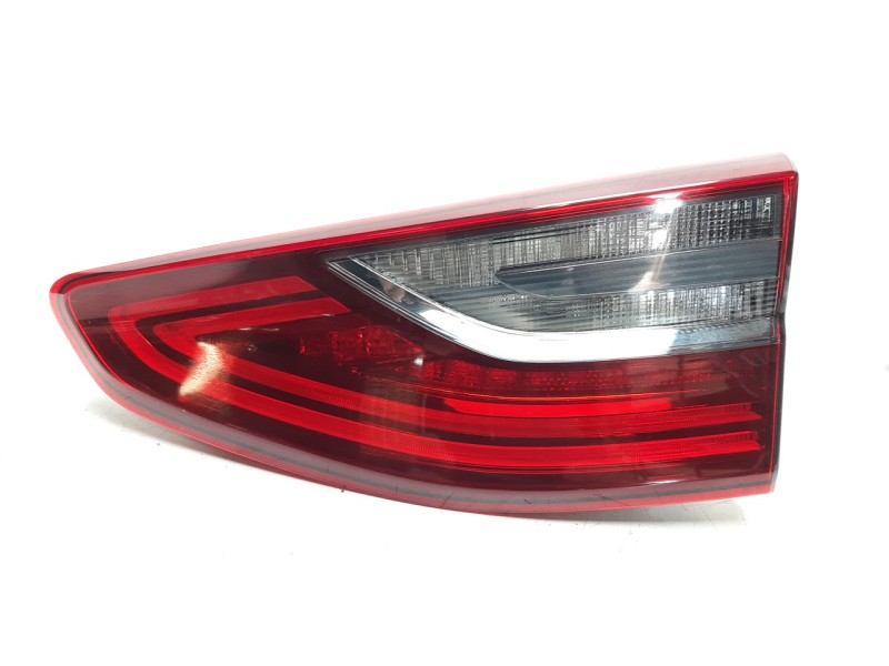 Recambio de piloto trasero derecho interior para kia ceed 1.4 tgdi cat referencia OEM IAM 92404J7500  