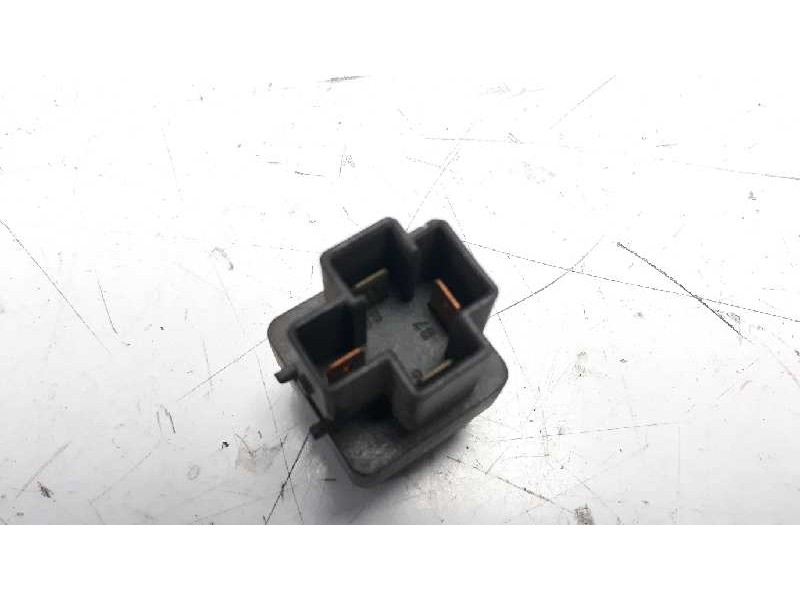 Recambio de rele para nissan micra (k11) referencia OEM IAM 252309F910 4R00352082 