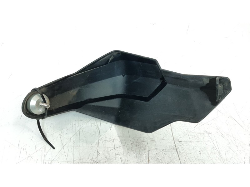Recambio de moldura para triumph tiger 800 tiger 800 xca referencia OEM IAM T2308506  