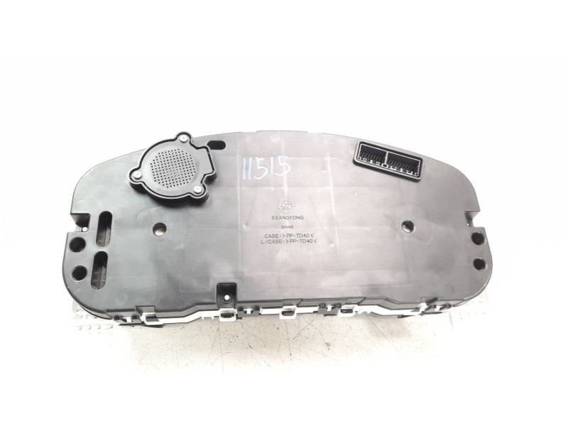 Recambio de cuadro instrumentos para ssangyong korando 2.2 td cat referencia OEM IAM 8025032300  