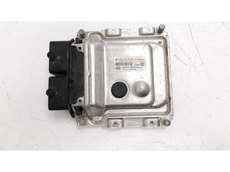 Recambio de centralita motor uce para hyundai i20 1.2 16v cat referencia OEM IAM 391F203GA0 0261S10773 