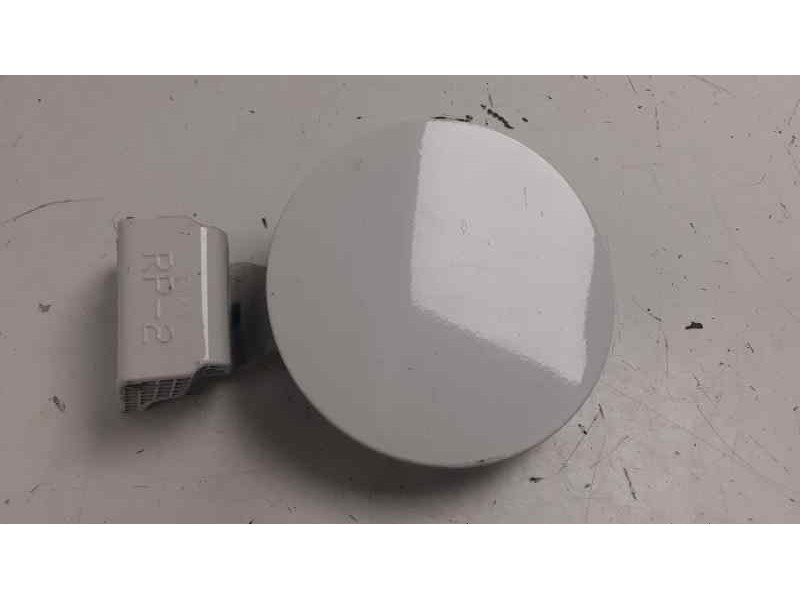 Recambio de tapa exterior combustible para kia carens ( ) x-tech referencia OEM IAM 31030A4000  
