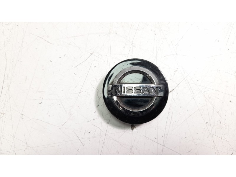 Recambio de tapacubos para nissan qashqai (j11) referencia OEM IAM 40342BR01A  
