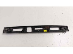 Recambio de molduras traseras para renault kadjar zen referencia OEM IAM    2