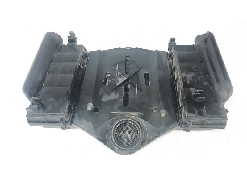 Recambio de filtro aire para mercedes-benz clase e (w211) berlina 2.6 cat referencia OEM IAM A2105840047  