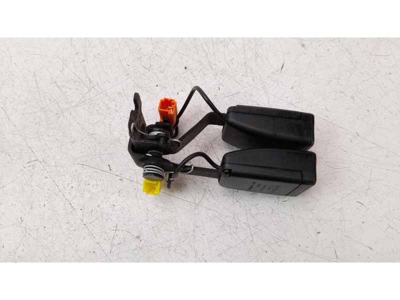 Recambio de juego cinturones trasero para volvo xc 40 2.0 diesel cat referencia OEM IAM 32239901  