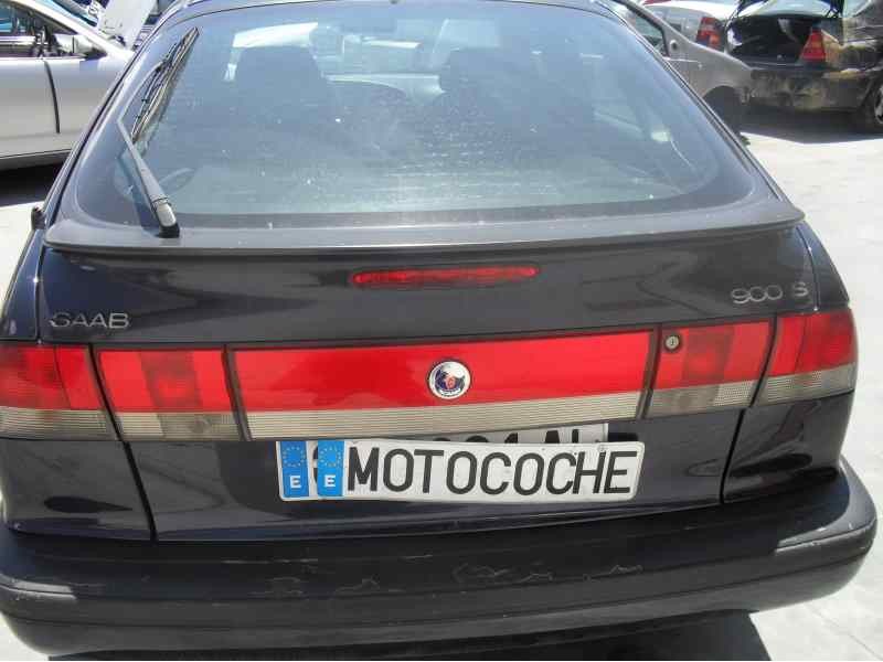 saab 900 berlina del año 1996