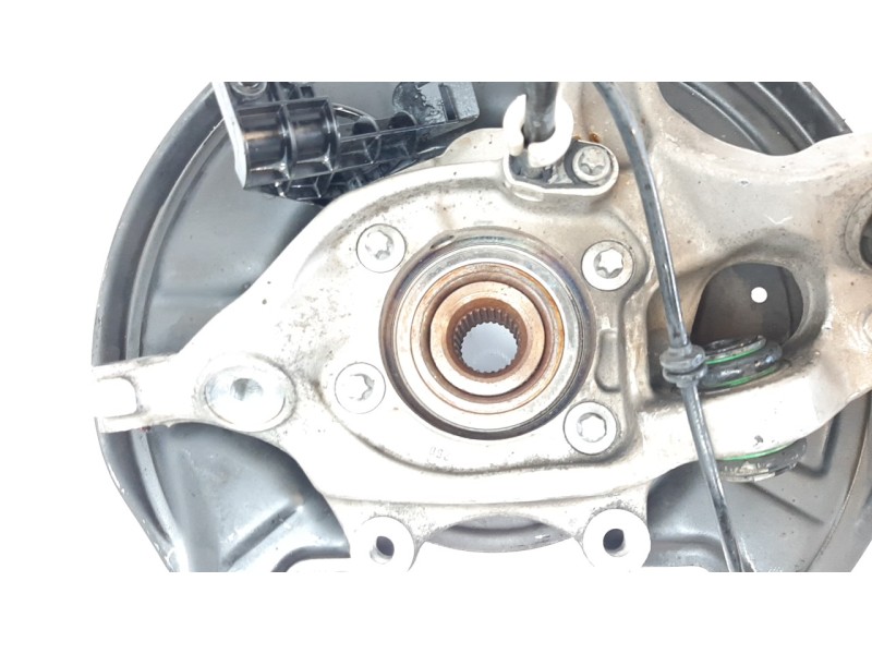 Recambio de mangueta trasera izquierda para mercedes-benz clase clk (w207) coupe 3.0 cdi cat referencia OEM IAM A2043500341  