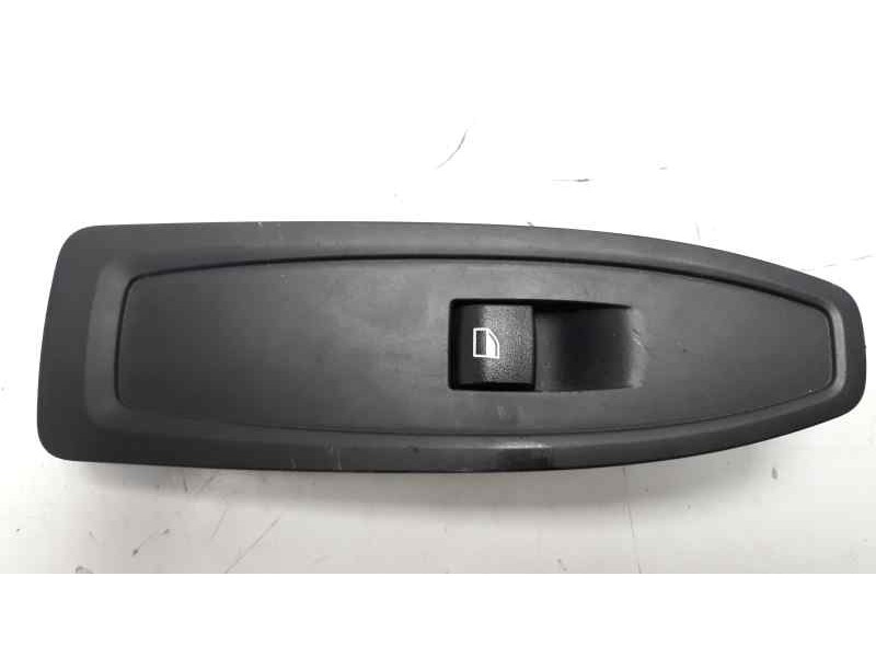 Recambio de mando elevalunas delantero derecho para bmw serie 1 lim. (f21) 118d referencia OEM IAM 920810702  