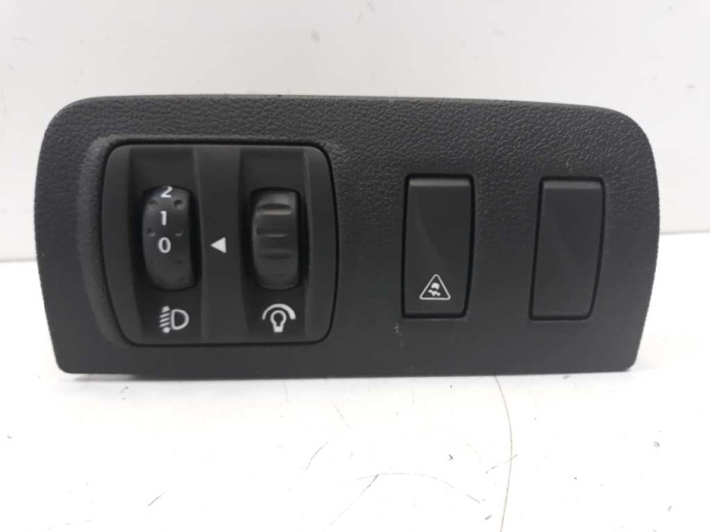 Recambio de interruptor para renault megane iii berlina 5 p style referencia OEM IAM 648450001R  