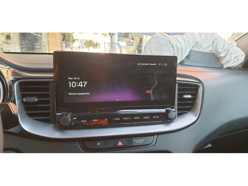 Recambio de sistema navegacion gps para kia ceed 1.4 tgdi cat referencia OEM IAM 96560J7670  