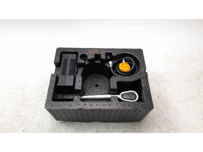 Recambio de herramientas para mg zs comfort referencia OEM IAM 10376819  