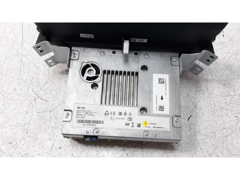 Recambio de sistema navegacion gps para kia ceed 1.4 tgdi cat referencia OEM IAM 96560J7670  