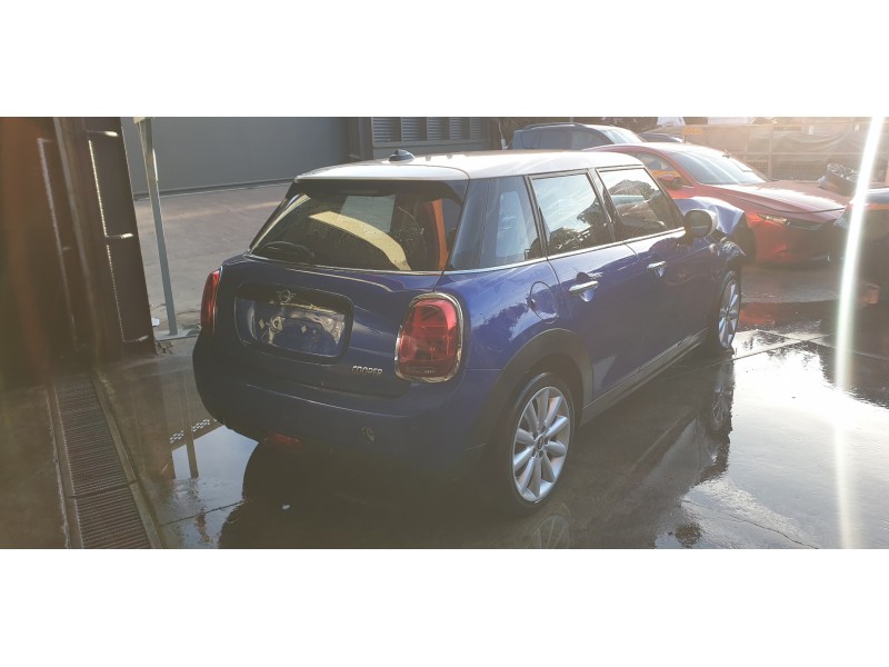 mini mini 5-trg. (f55) del año 2021