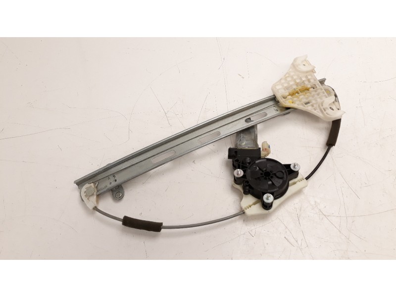 Recambio de elevalunas trasero derecho para hyundai i20 1.2 16v cat referencia OEM IAM 83404C7010  