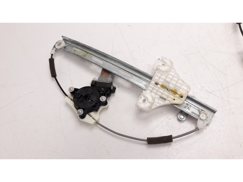 Recambio de elevalunas trasero izquierdo para hyundai i20 1.2 16v cat referencia OEM IAM 83403C7010  