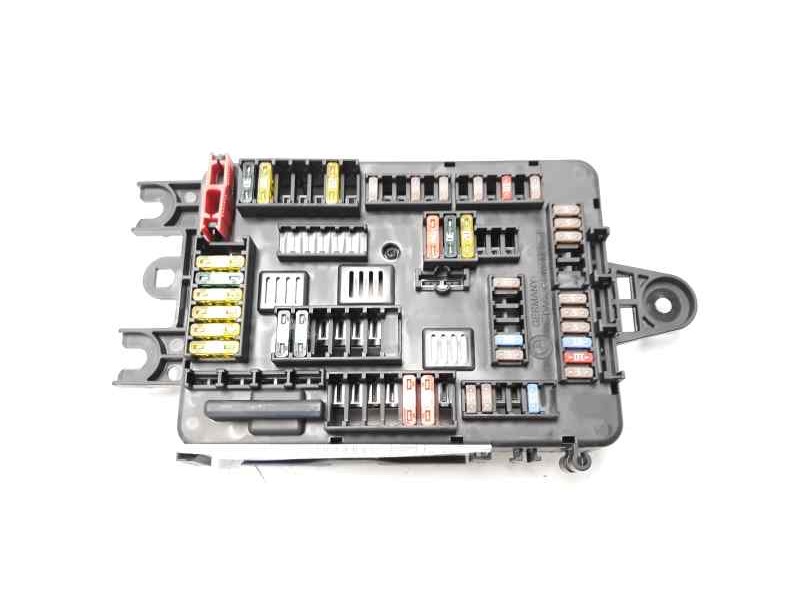 Recambio de caja reles / fusibles para bmw serie 1 lim. (f21) 118d referencia OEM IAM 61149337881  