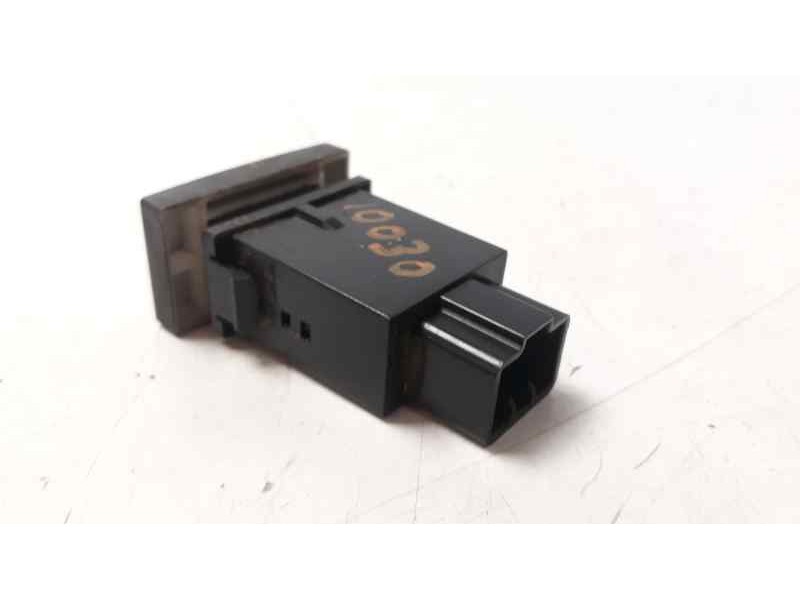 Recambio de interruptor para ssangyong korando 2.9 turbodiesel cat referencia OEM IAM   