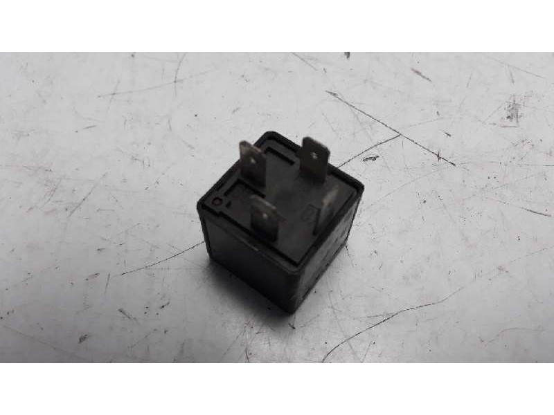 Recambio de rele para opel astra g berlina referencia OEM IAM 90464760 V23134K52X220 