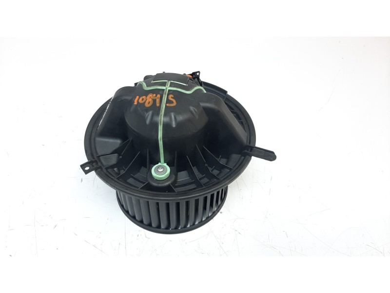 Recambio de ventilador calefaccion para bmw x1 (e84) 2.0 turbodiesel cat referencia OEM IAM 64119227670  