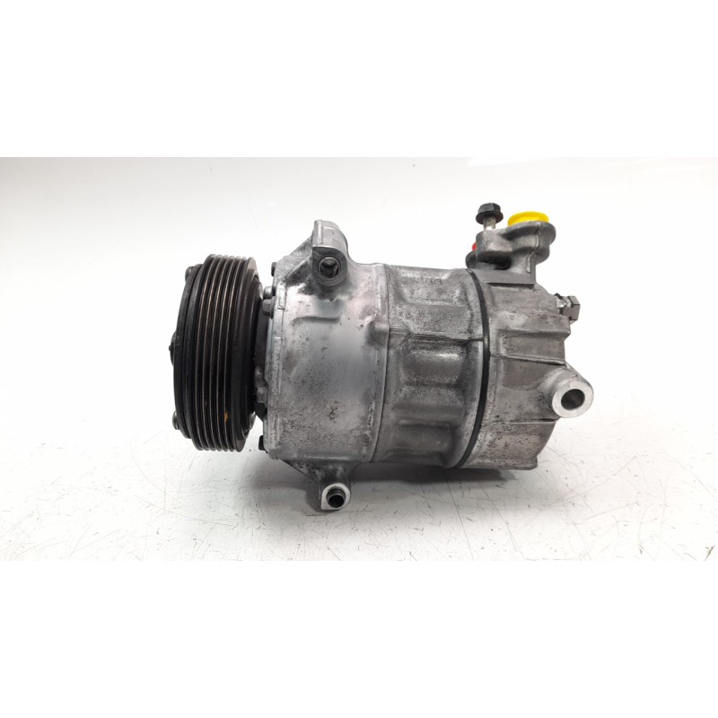 Recambio de compresor aire acondicionado para aston martin rapide 5.9 v12 cat referencia OEM IAM AD4319D629AA  