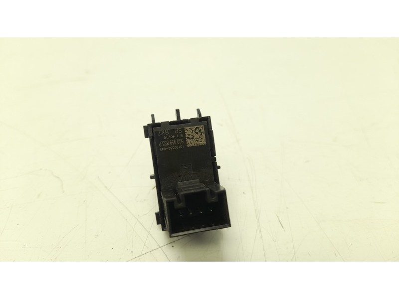 Recambio de mando elevalunas delantero derecho para seat ibiza (kj1) 1.0 referencia OEM IAM 5G0959855P  