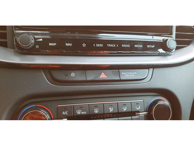 Recambio de warning para kia ceed 1.4 tgdi cat referencia OEM IAM 93600J7000WK  