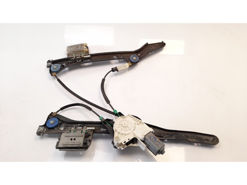 Recambio de elevalunas trasero izquierdo para audi a5 sportback (8t) 2.0 tdi (105kw) referencia OEM IAM 8T8839461C  