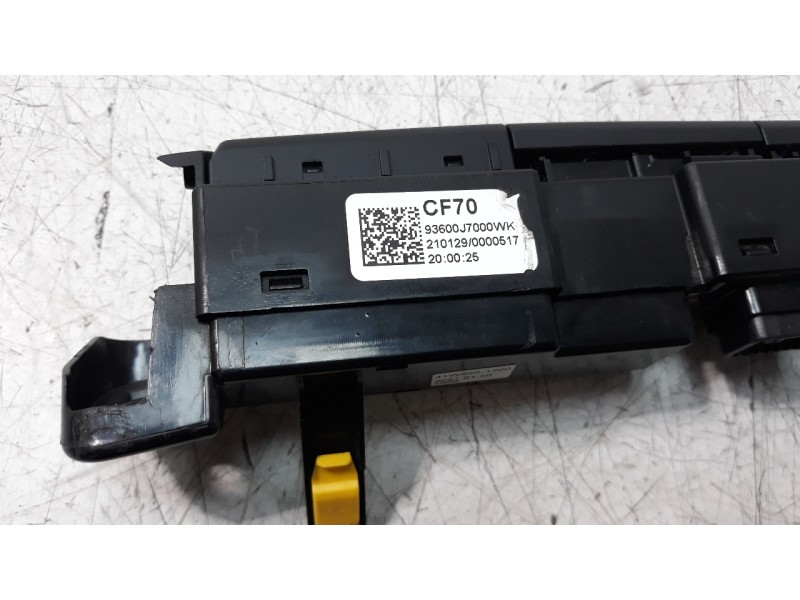 Recambio de warning para kia ceed 1.4 tgdi cat referencia OEM IAM 93600J7000WK  