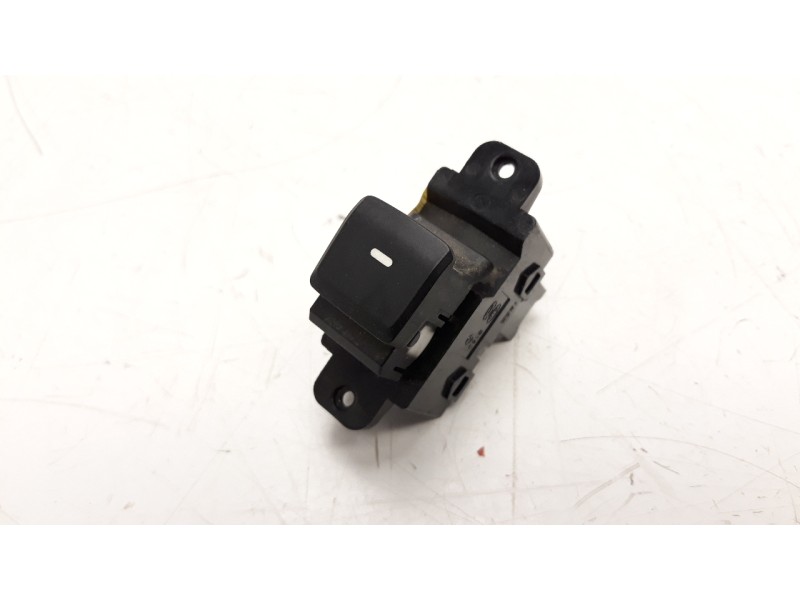 Recambio de mando elevalunas trasero derecho para hyundai i20 1.2 16v cat referencia OEM IAM 93580C7010  