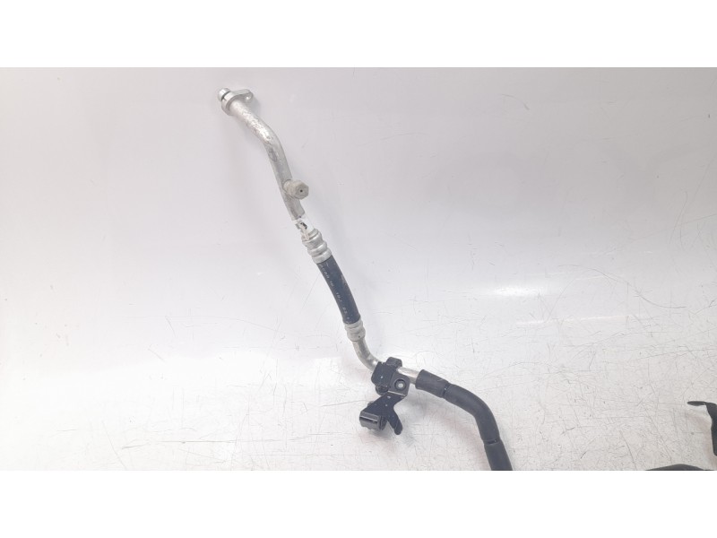 Recambio de tubos aire acondicionado para jeep compass ii business 4x2 referencia OEM IAM P68302469AB  
