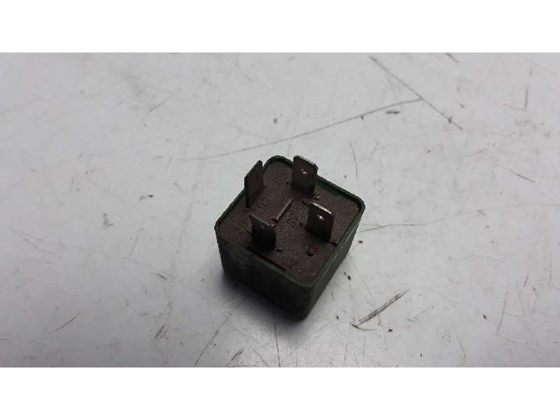 Recambio de rele para opel combo (corsa b) referencia OEM IAM 03447012  