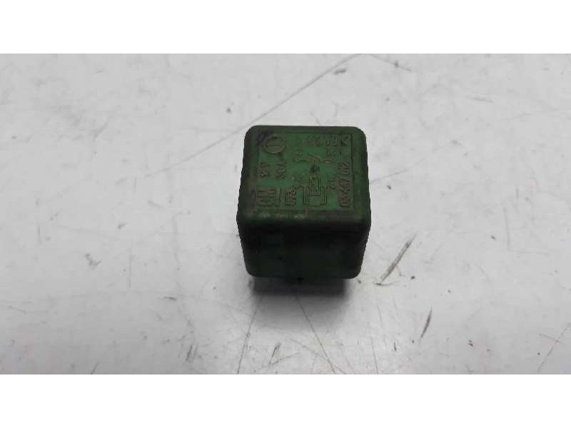 Recambio de rele para opel combo (corsa b) referencia OEM IAM 03447012  