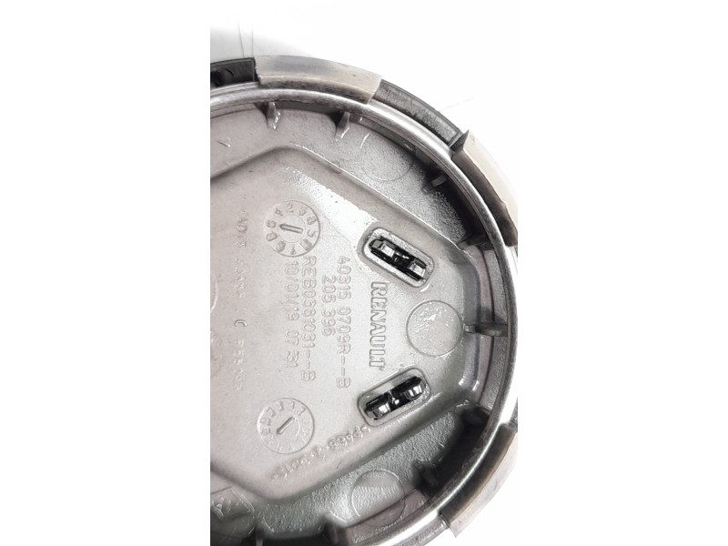 Recambio de tapacubos para renault megane iv berlina 5p referencia OEM IAM 403150709R  