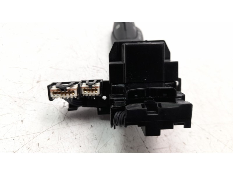 Recambio de mando intermitentes para volvo xc 40 2.0 diesel cat referencia OEM IAM 31481371  