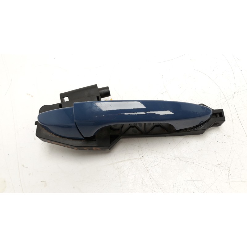 Recambio de maneta exterior trasera derecha para hyundai i20 1.2 16v cat referencia OEM IAM 82661C8050  