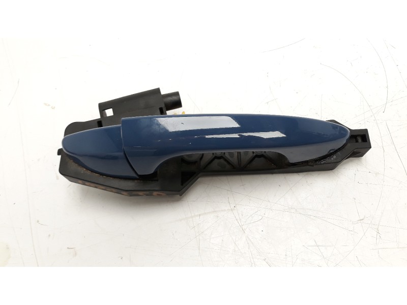 Recambio de maneta exterior trasera derecha para hyundai i20 1.2 16v cat referencia OEM IAM 82661C8050  