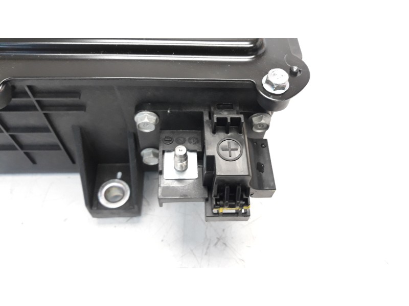 Recambio de bateria para kia stonic (ybcuv) referencia OEM IAM 100RES020057  