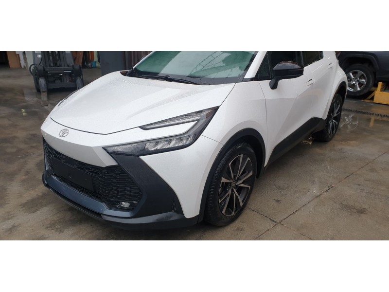 Recambio de morro completo para toyota c-hr hybrid active referencia OEM IAM 52119F4922  