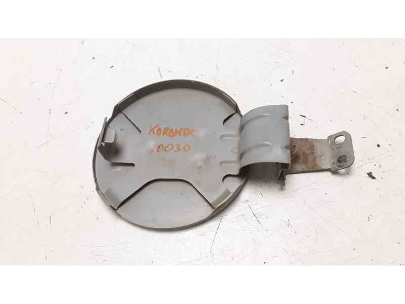 Recambio de tapa exterior combustible para ssangyong korando 2.9 turbodiesel cat referencia OEM IAM 6361006000  
