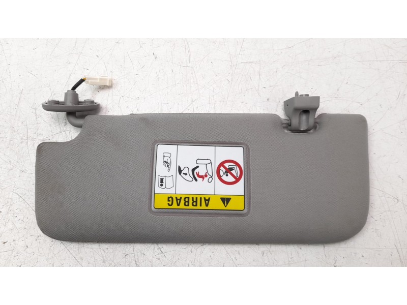 Recambio de parasol derecho para ssangyong korando 2.2 td cat referencia OEM IAM 7612034111ACE  
