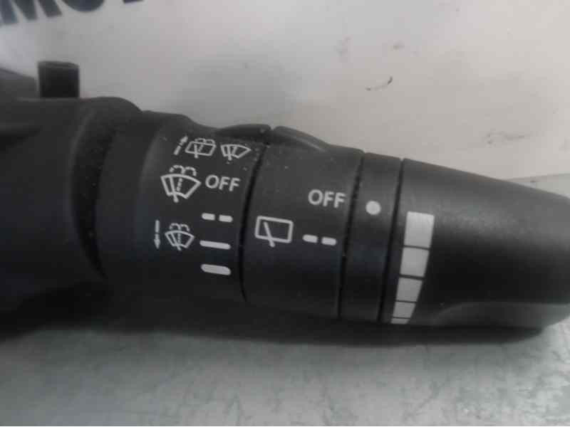 Recambio de mando limpia para nissan primera berlina (p12) visia referencia OEM IAM 25260AV710  