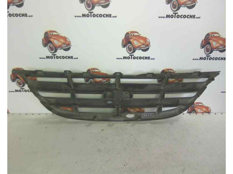 Recambio de rejilla delantera para kia cerato 1.6 cat referencia OEM IAM 863502F500  6913