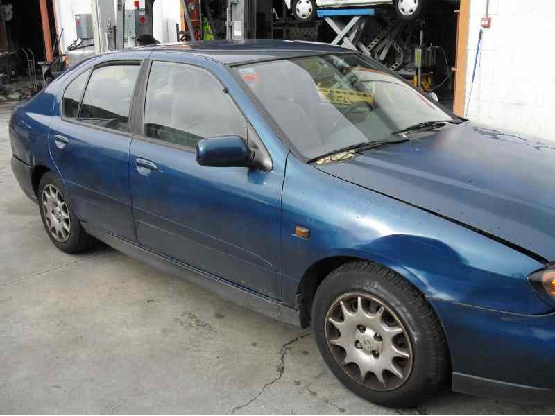 nissan primera berlina (p11) del año 1999