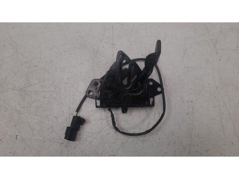 Recambio de cerradura capo para kia stonic (ybcuv) referencia OEM IAM 81130H8400  