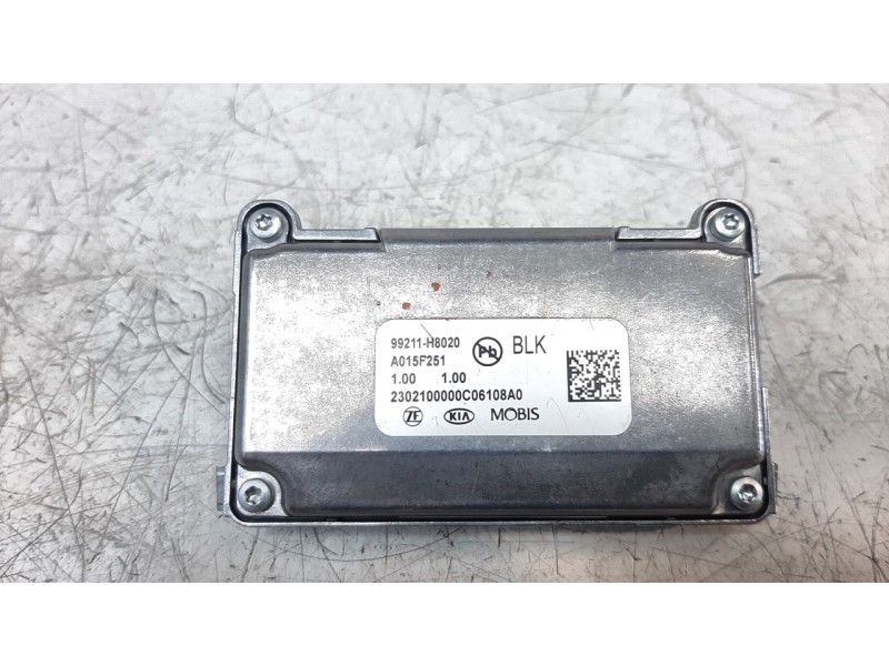 Recambio de camara vision frontal para kia stonic (ybcuv) 1.0 tgdi cat referencia OEM IAM 99211H8020  