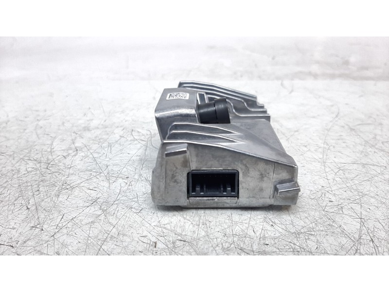 Recambio de camara vision frontal para kia stonic (ybcuv) 1.0 tgdi cat referencia OEM IAM 99211H8020  