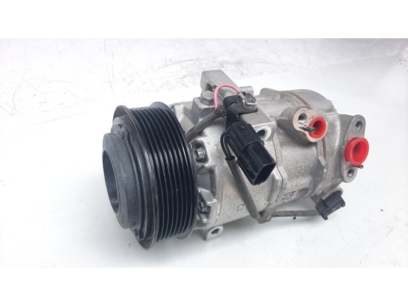 Recambio de compresor aire acondicionado para kia stonic (ybcuv) referencia OEM IAM 1E59E37100  